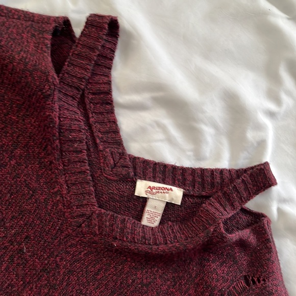Maroon/Black Tunic Sweater with distressing - Picture 5 of 5